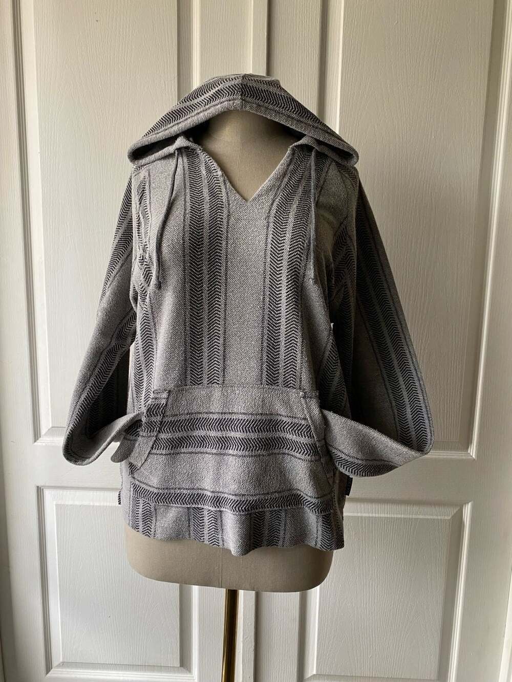 Trademark Brooklyn Cloth Co. Baja Hoodie Pullover Size L